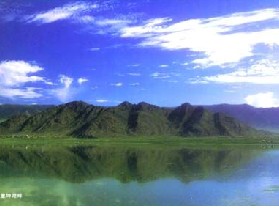 巴里坤湖